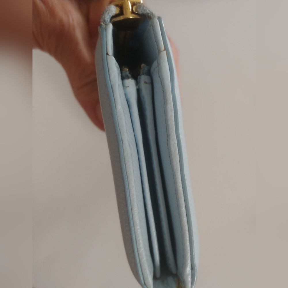 Light Blue Ferragamo Designer Women's Wallet - Picture 3 of 13